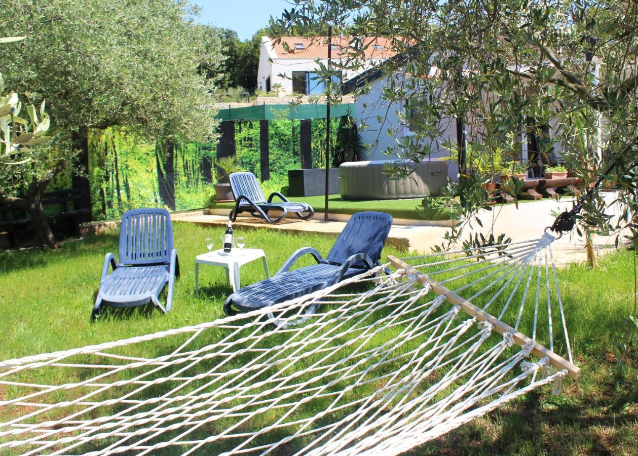 Oliven Garden Βίλα Ρόβινι Εξωτερικό φωτογραφία